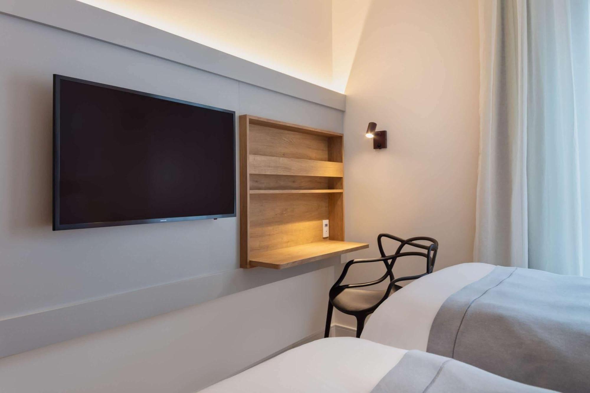 Standard Twin Room - Non-Smoking,1285035628:JPEG