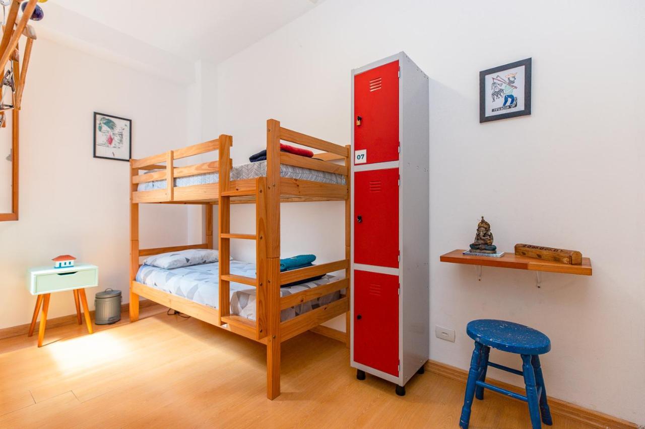 Single Bed Female Dormitory Room,1352785765:JPEG