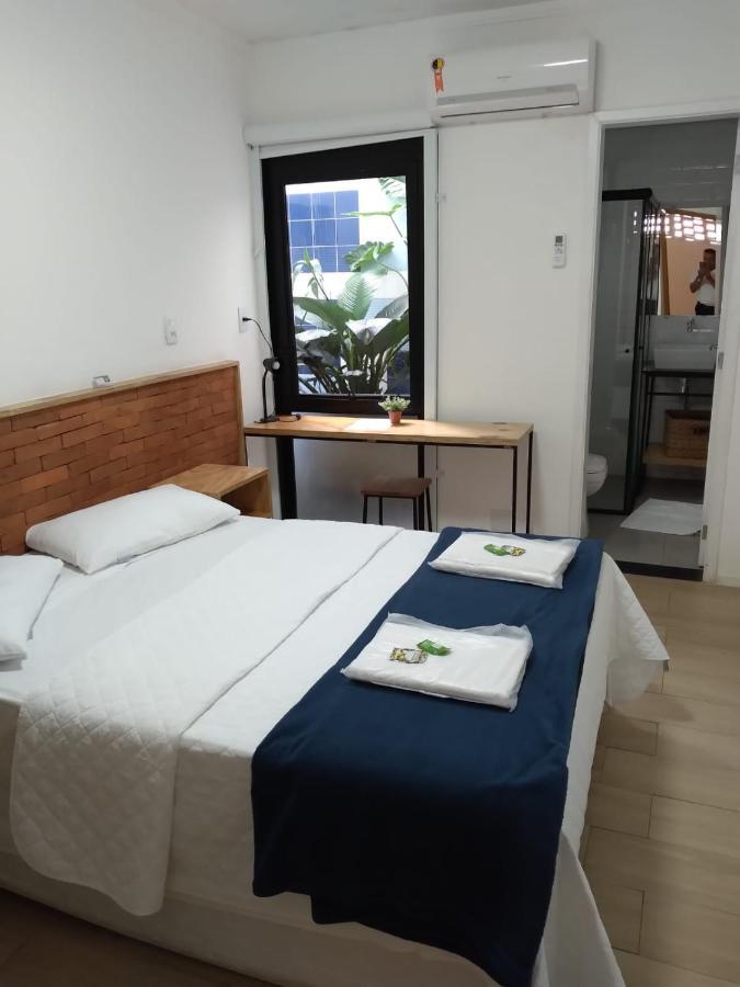 Standard Suite,1377938117:JPEG