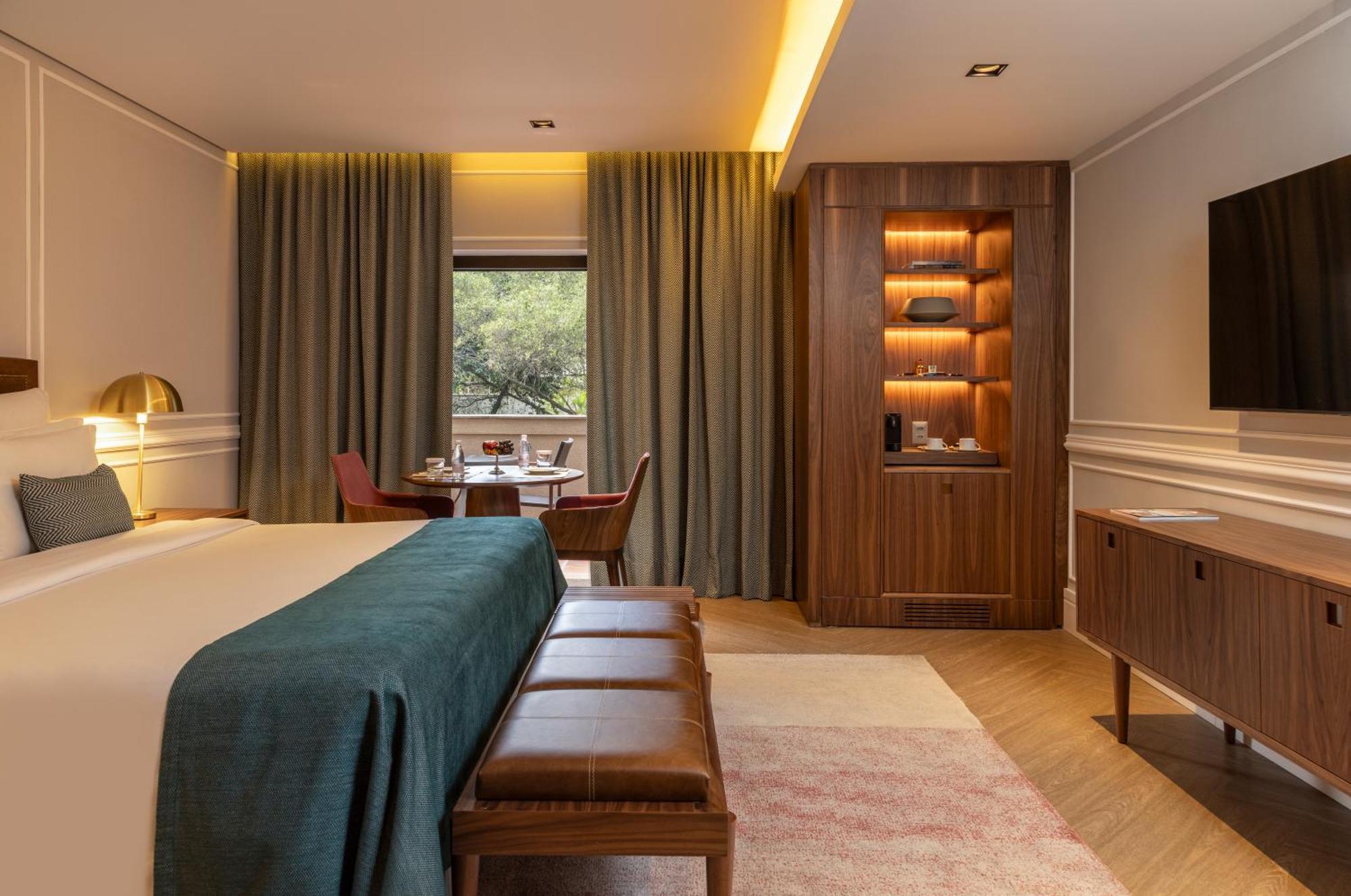 Junior Suite with Balcony