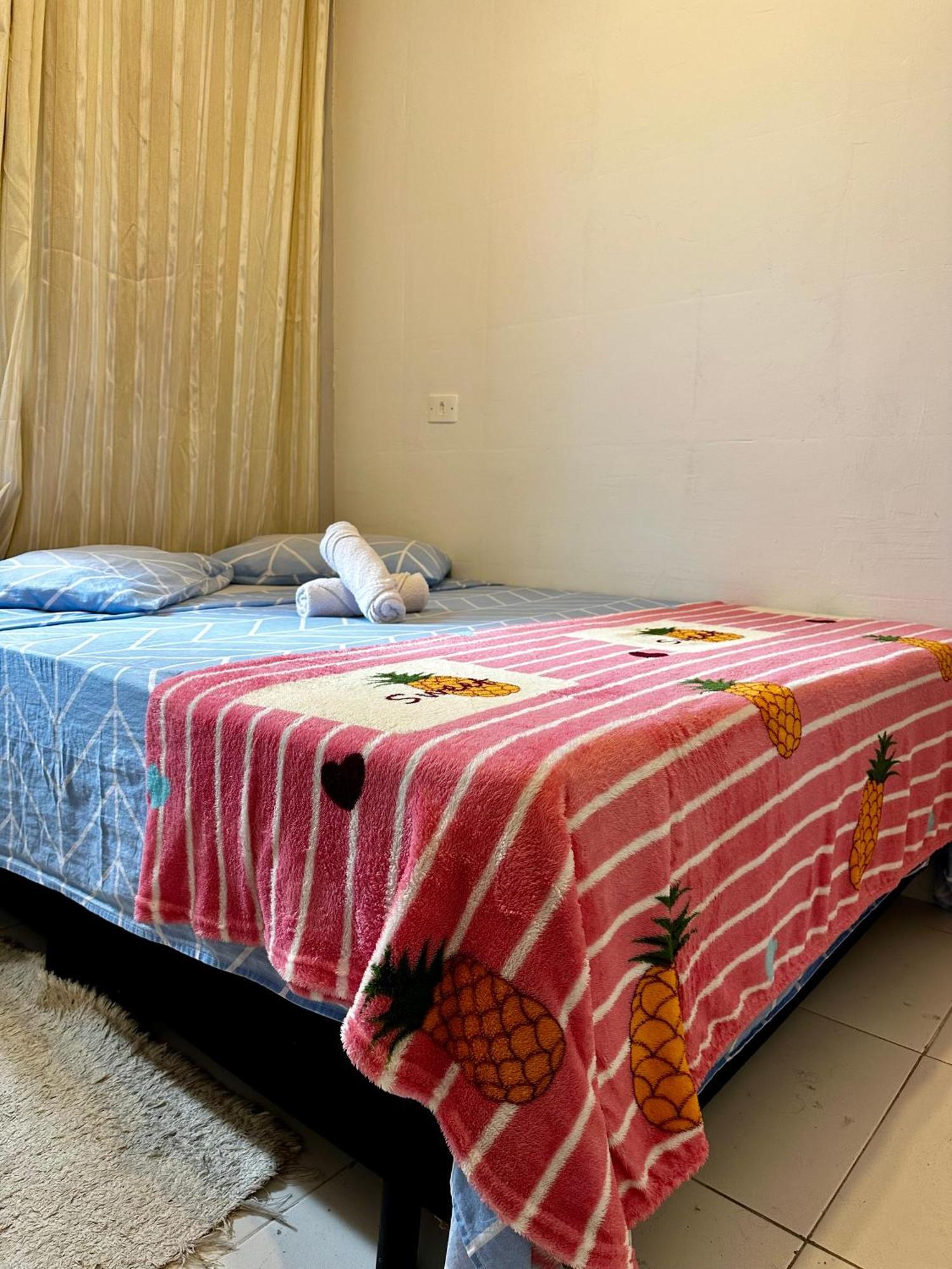 Quarto Duplo com Casa de Banho Privativa