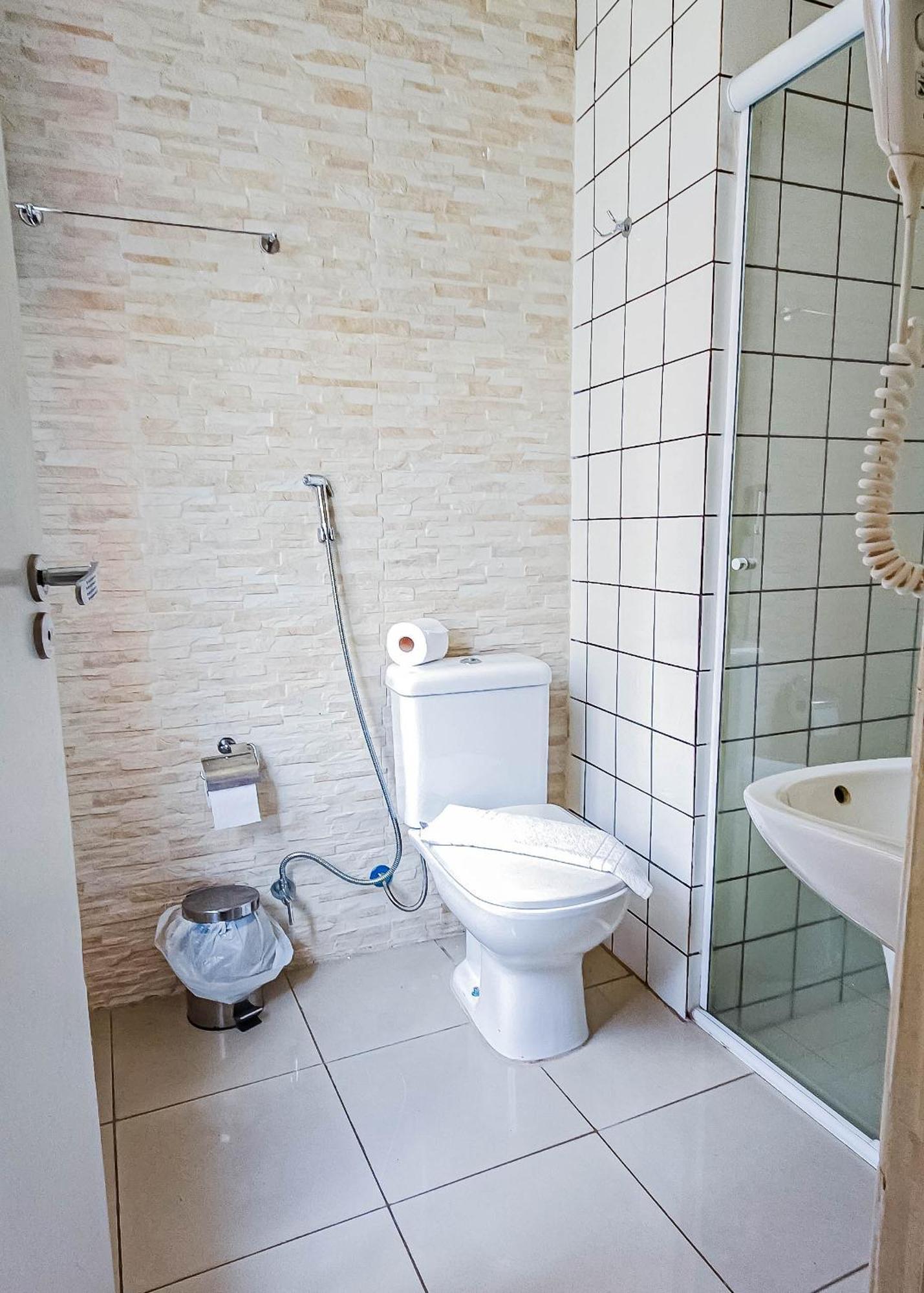 Standard Double Room with Double Bed,1662977999:JPEG