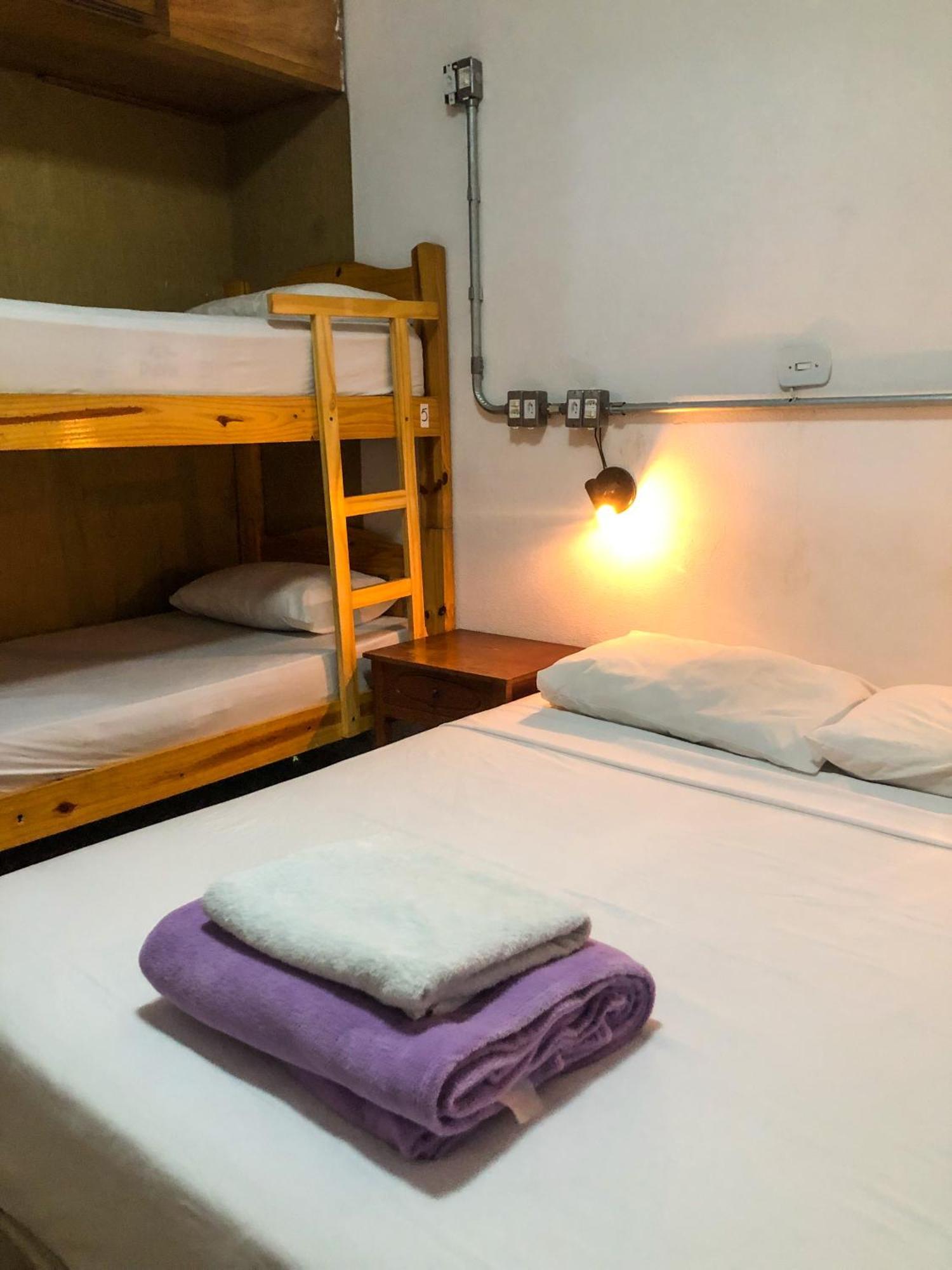 Habitación Familiar con baño privado