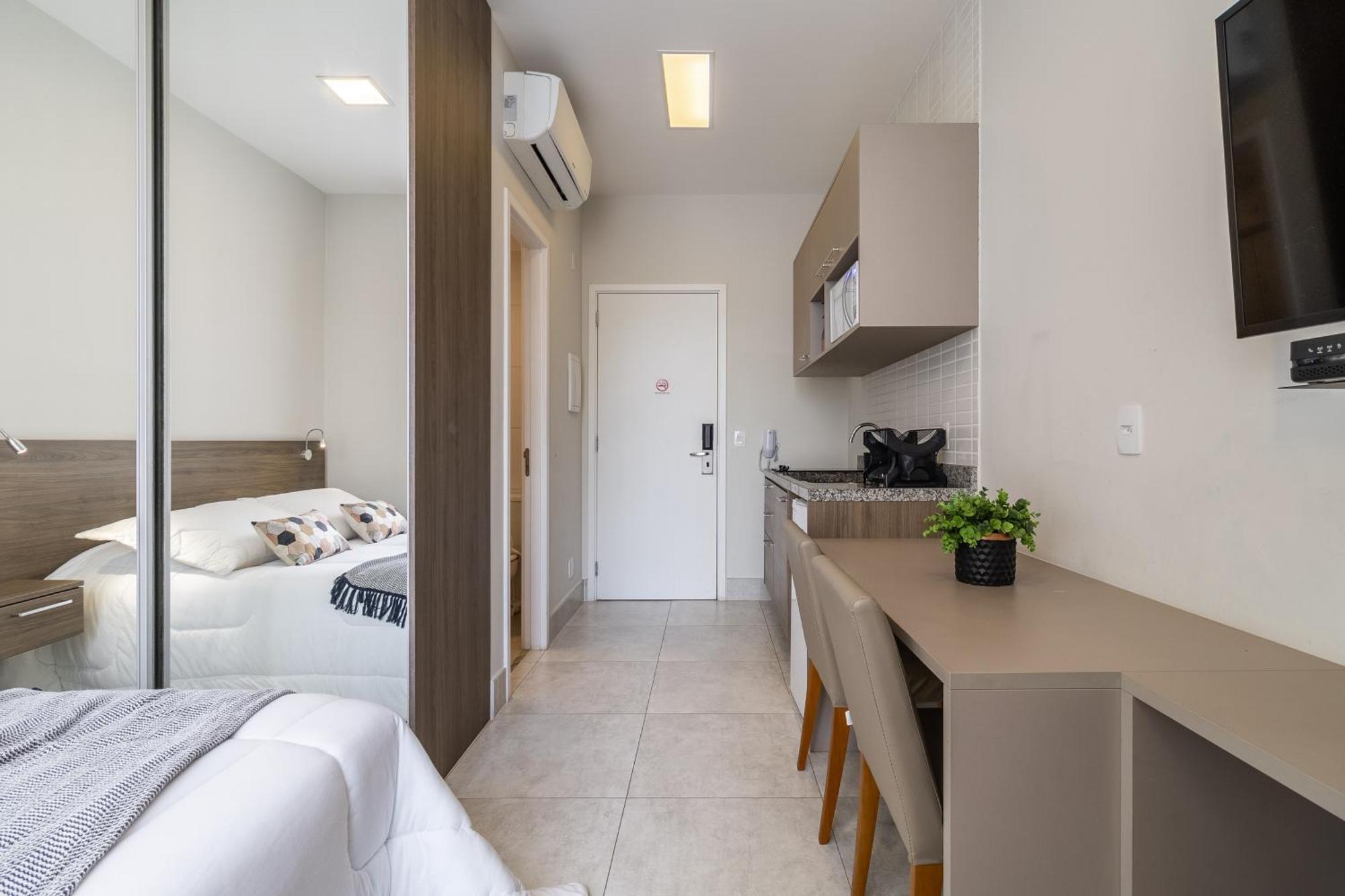 Deluxe Studio,1556971876:JPEG