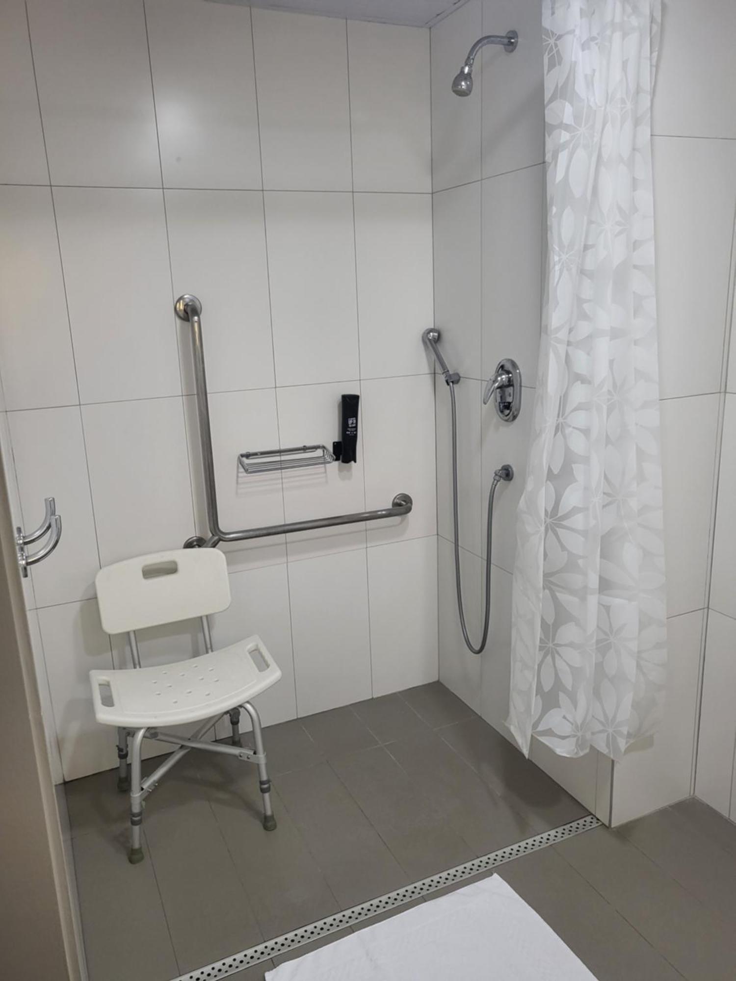 Double Room - Disability Access,1631584990:JPEG