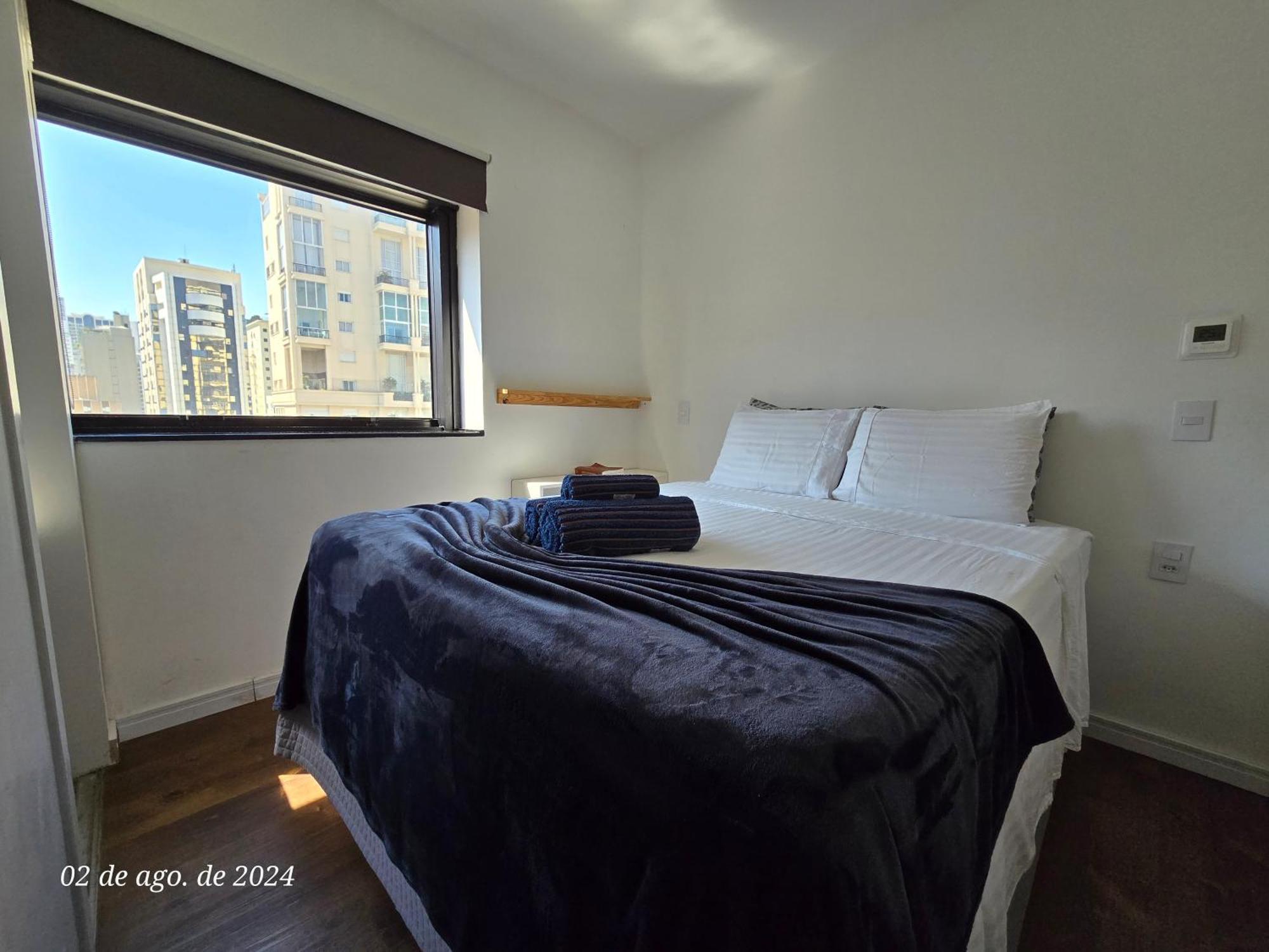 Queen Suite with Spa Bath