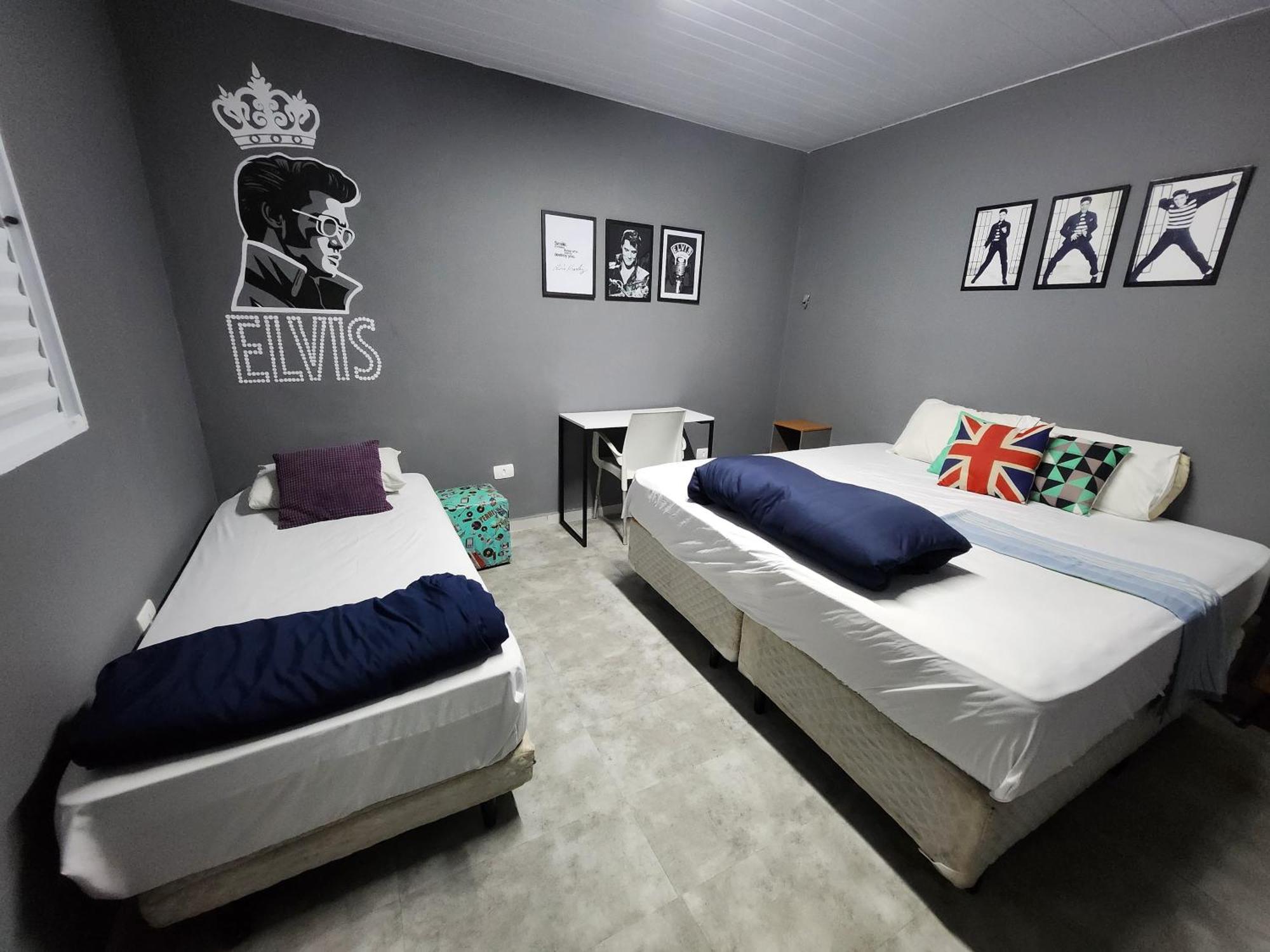 Double or Twin Room Private Bathroom