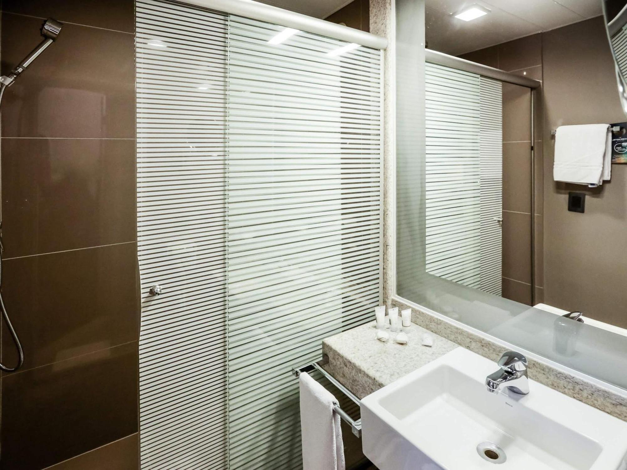Superior Apartment with Double Bed and Estaiada Bridge View