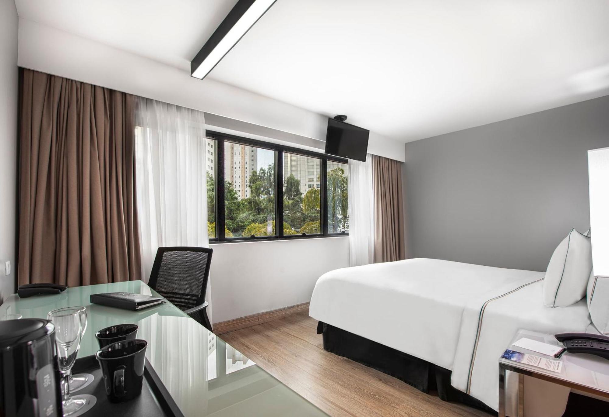 Quarto Queen Deluxe - Acessível a Pessoas com Mobilidade Condicionada