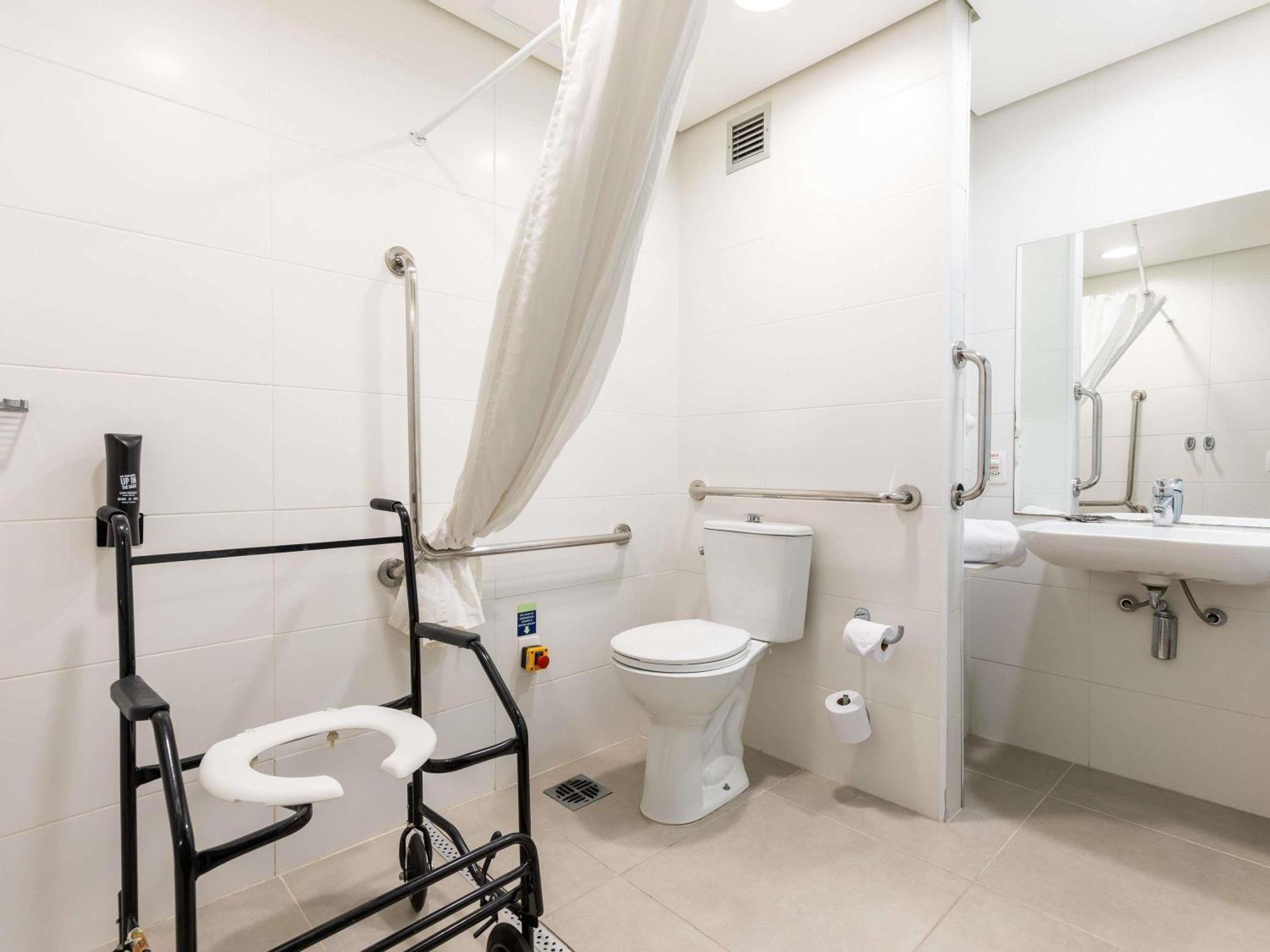 Standard Double Room Disability Access