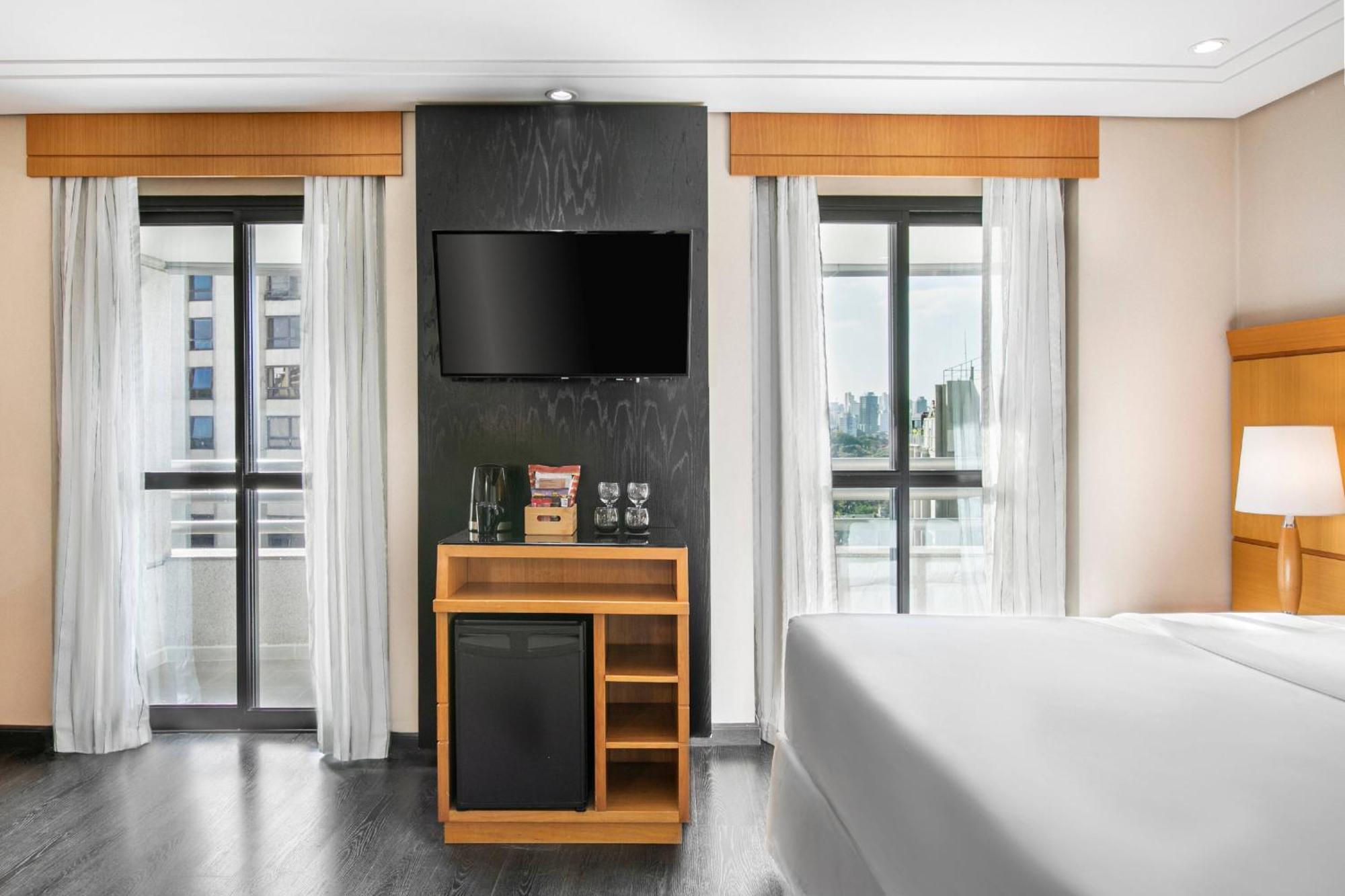 Deluxe King with Balcony