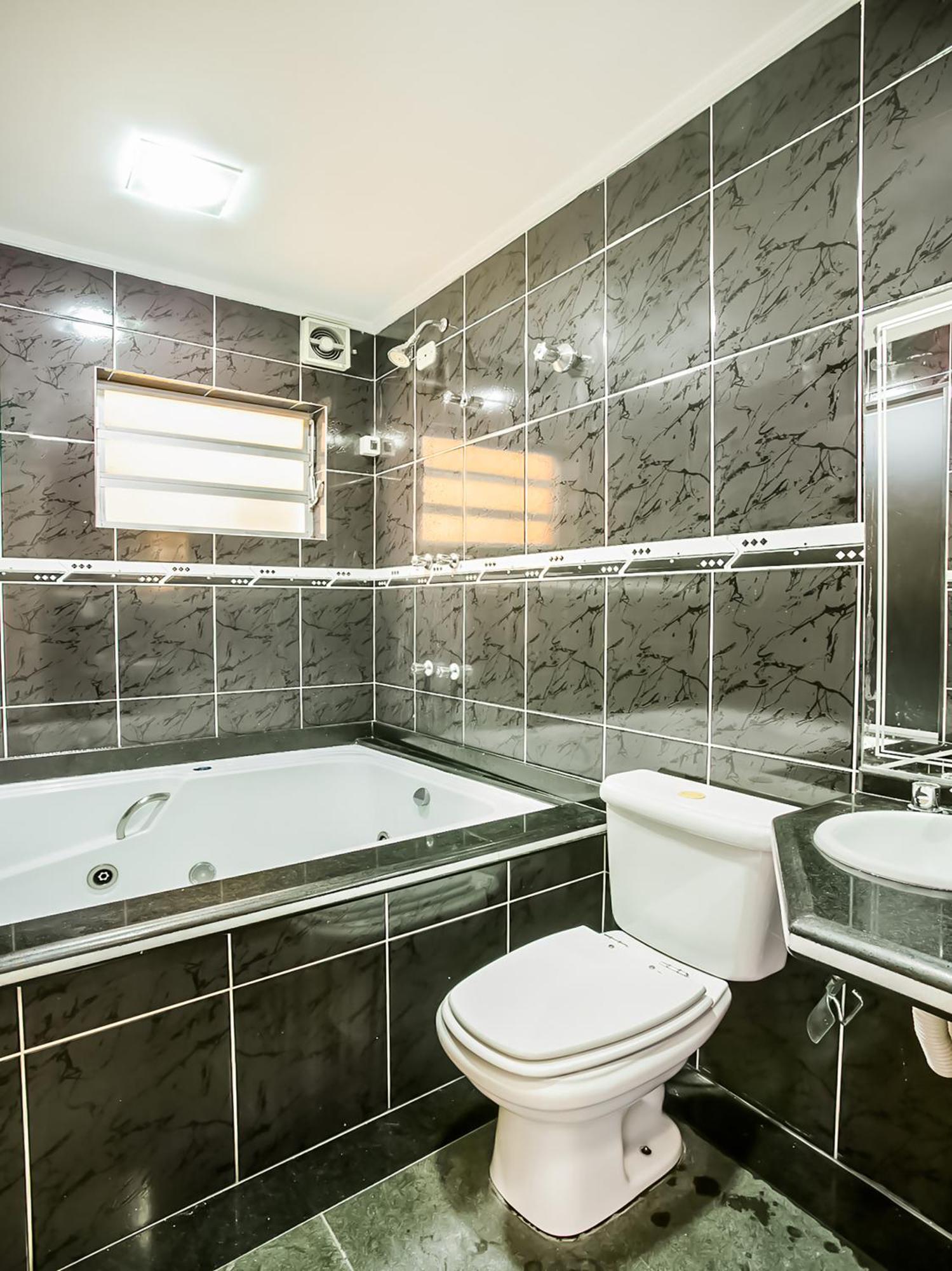 Suite com Banheira de Hidromassagem