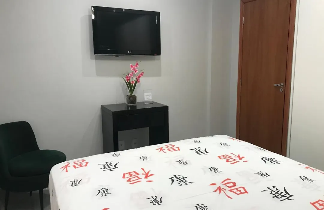 Liberdade 1 QT + Sofá Cama - 200m Metrô. Novo!-1