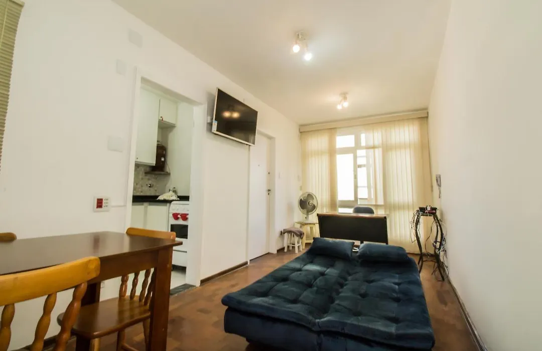 Apartamento Aconchegante Com Estacionamento Na 25 De Marco-1