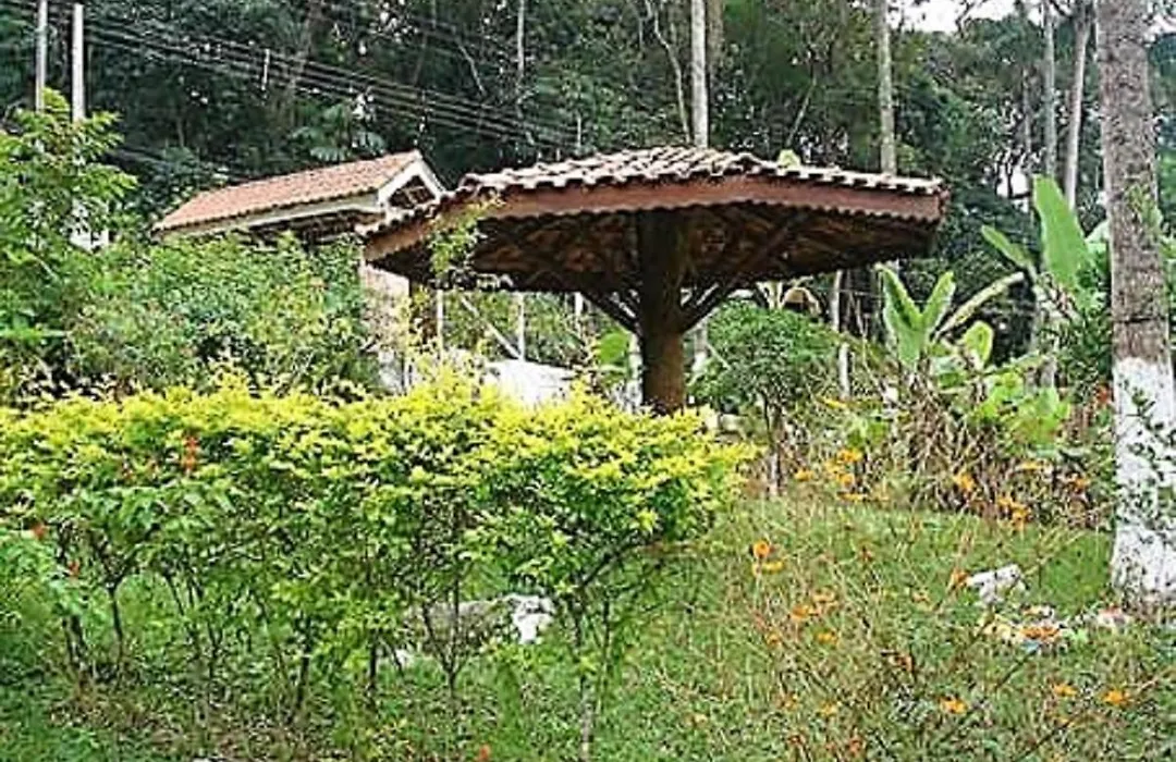 Linda Chacara, Sossego E Piscina-1