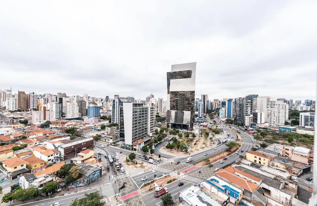Homelike Faria Lima: Urban Oasis with City Views and Pool-1