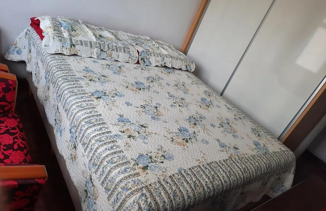 Quarto Individual, O Apto E Compartilhado-1