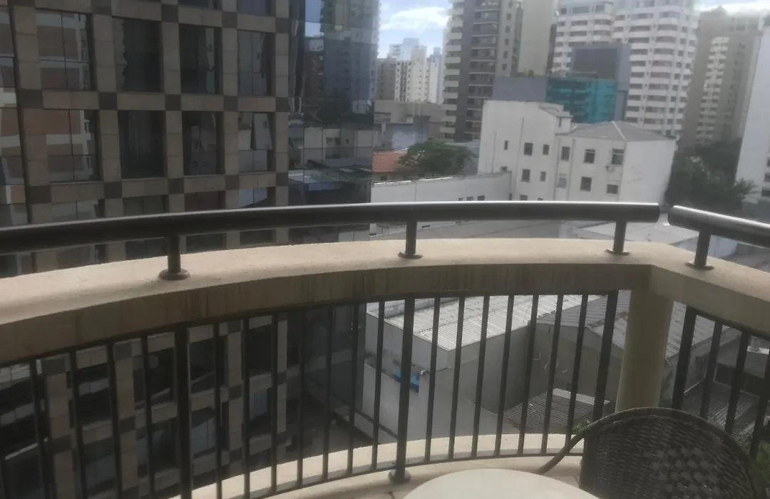 Flat Em Hotel De Luxo No Itaim-1
