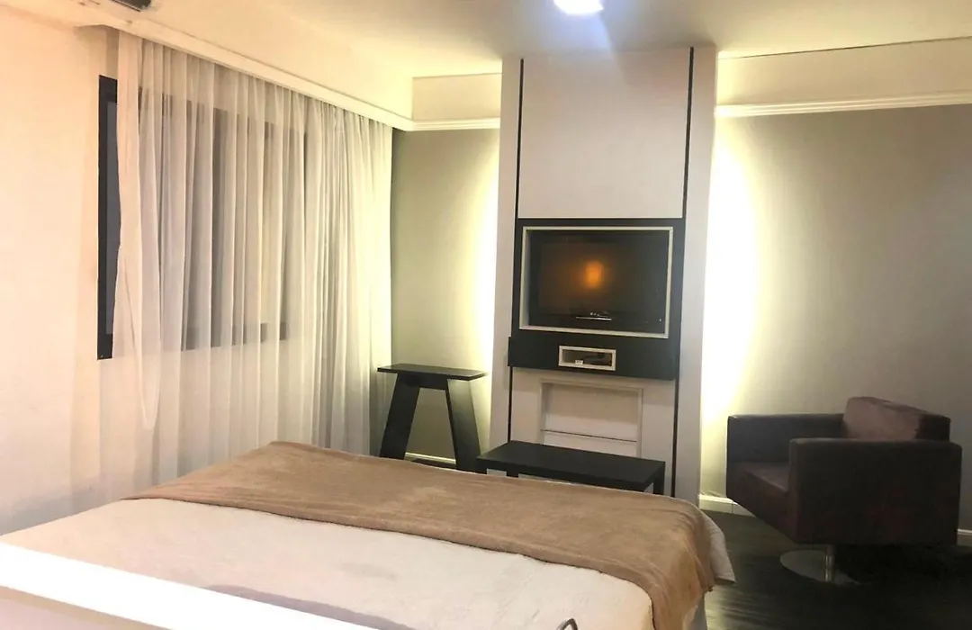 Apto Privativo Em Hotel De Luxo No Ibirapuera-1