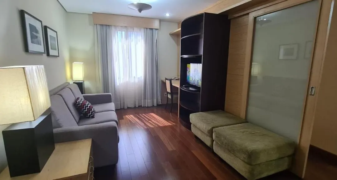 Moema Jamaris 100 Times Square Torre 2 Com Limpeza Diaria Uh507-1