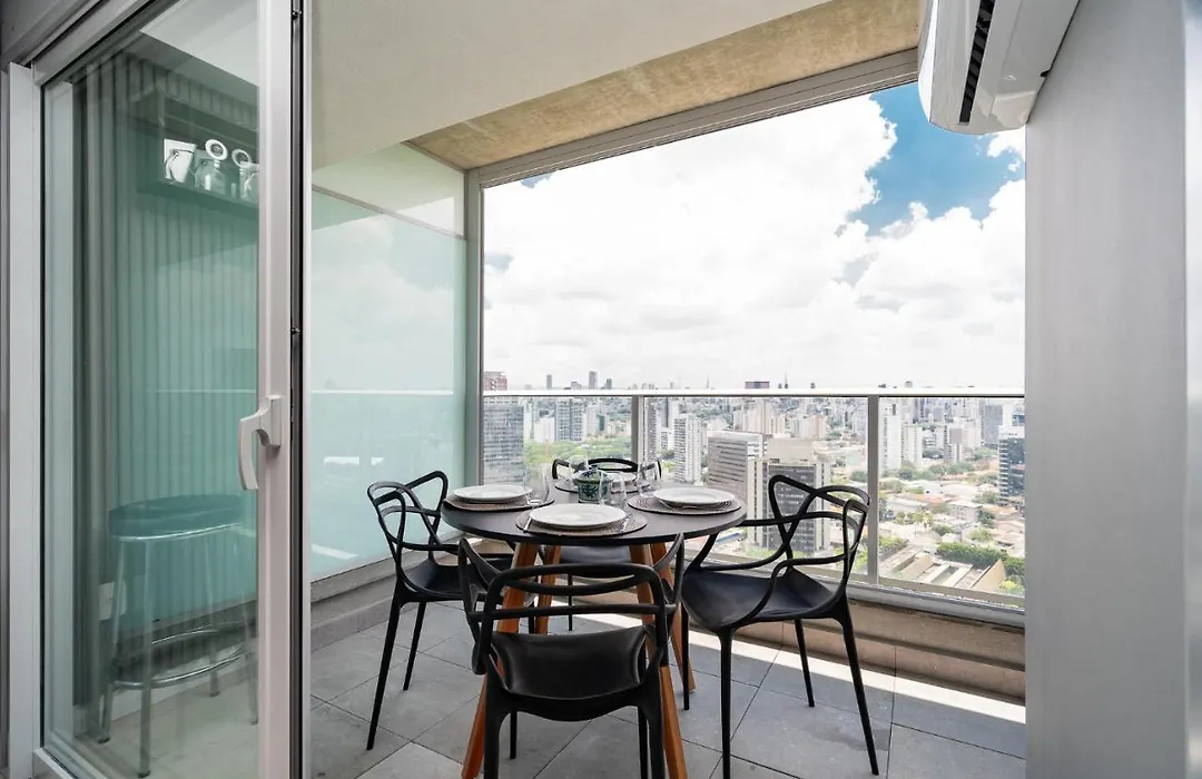 River One 2303 - Luxury Studio-1