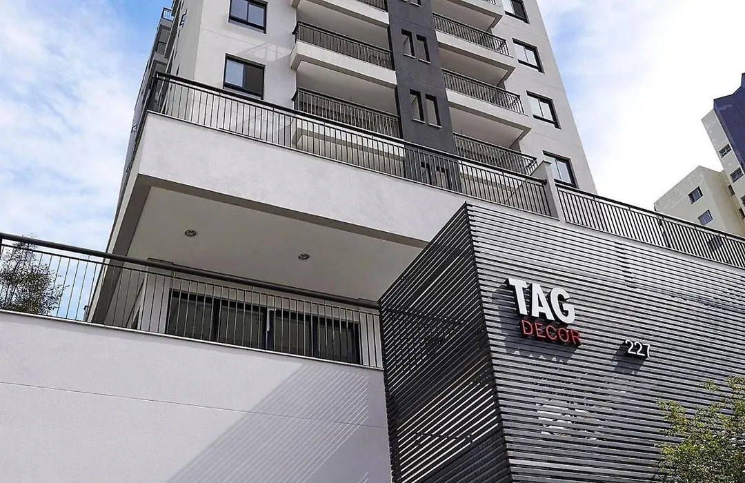 Tag Decor-1