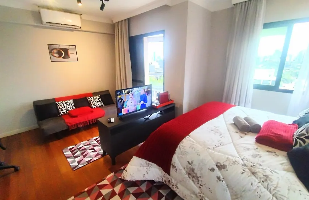 Luxxor Hotel Premiere Faria Lima - On The Sao Paulo Sky Line - King Duplex Studio Veranda - Executive Class - Red Velvet Edition-1