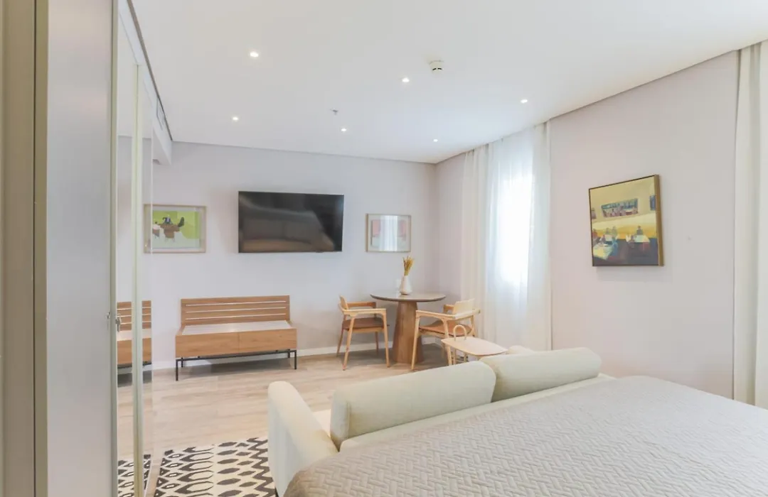 Flat Jardim Europa Itaim (Apt. Particular)-1