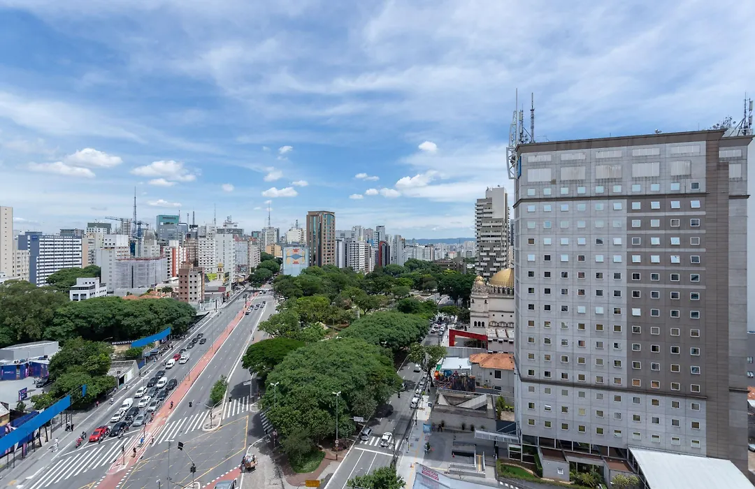 Paulista Suítes by Charlie-1
