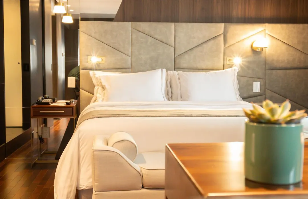 Qoya Hotel Sao Paulo Curio Collection By Hilton-1