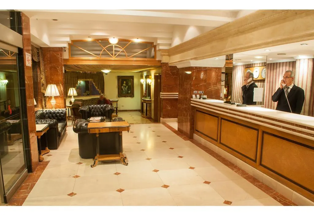 King Hotel-1