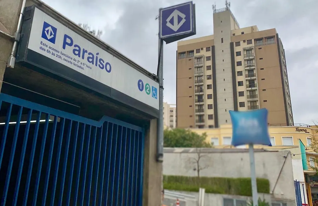 Saint Lawrence - 30M Metro Paraiso-1