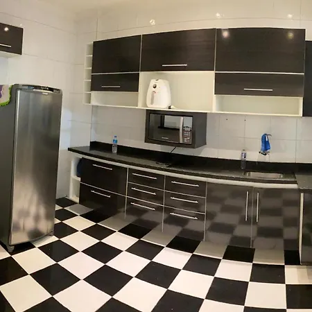 Apartamento Bras: Family & Business Stay Near City Landmarks-3