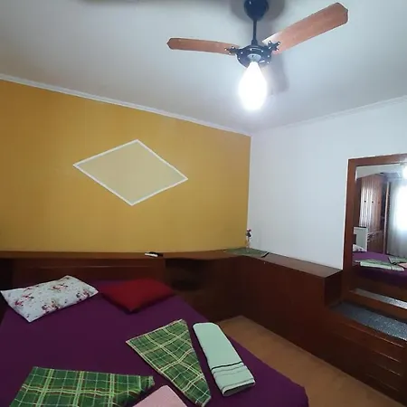 10 Pessoas" Sobrado Amplo-2
