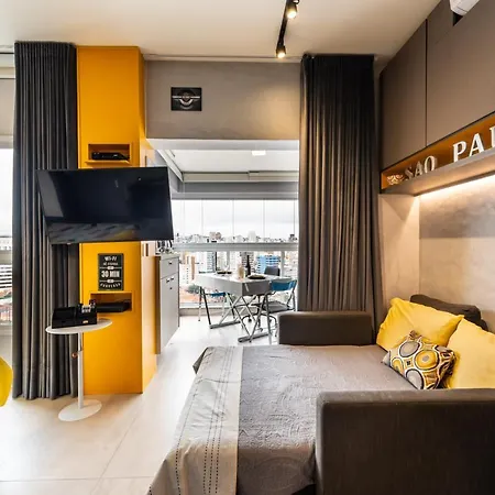 Homelike Faria Lima: Urban Oasis with City Views and Pool-3