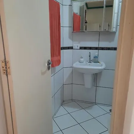Quarto Individual, O Apto E Compartilhado-3