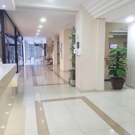 Paulista Wall Street Flat 03-3