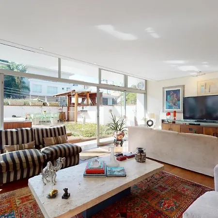 Becas House-2