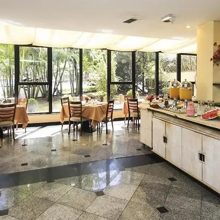 Flat Bienal Ibirapuera C/ Sacada Uh 1107-3