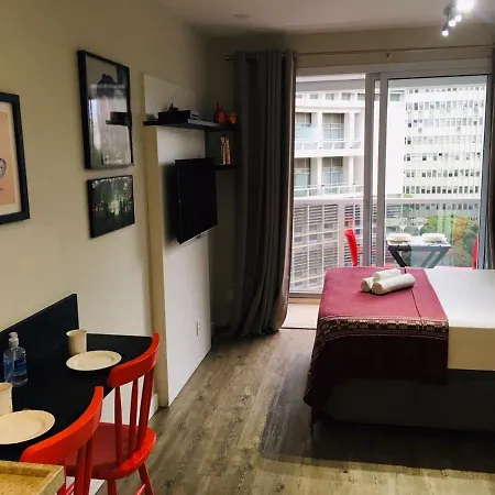 Studio Charmoso com Terraço e Vista!-3