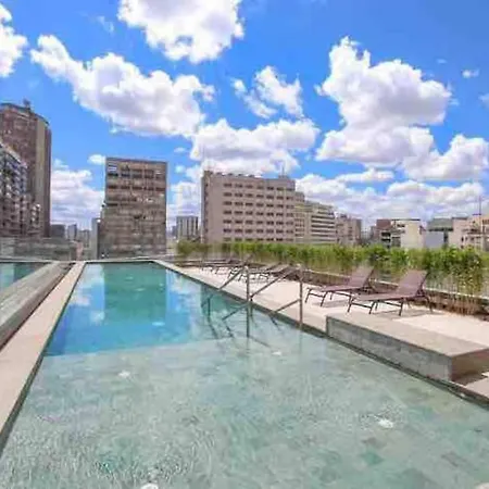 Studio Charmoso com Terraço e Vista!-2