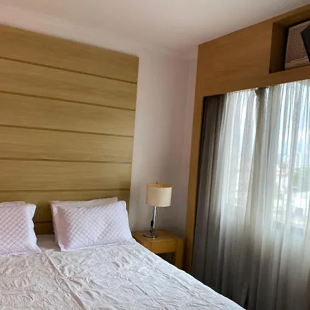 Hotel E-Suits-3