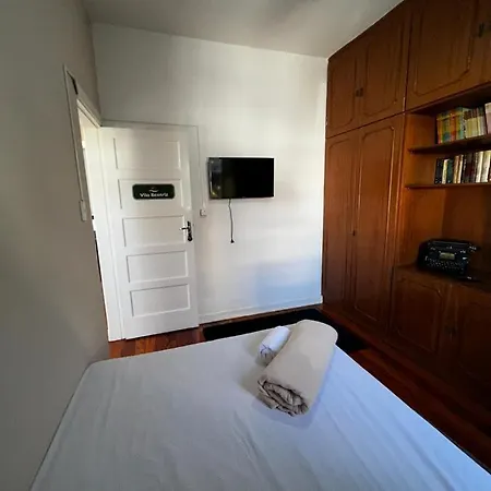 Hostel E Pousada Vila Madalena-2