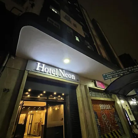 Hotel Neon - próximo a 25 de março, Bom Retiro e Brás, á 2min do mirante Sampa SKY e pista de skate Anhangabaú-2