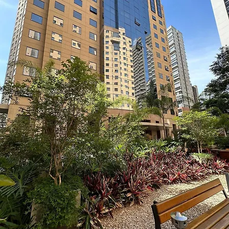 Trevizzo Times Square Mercure-2
