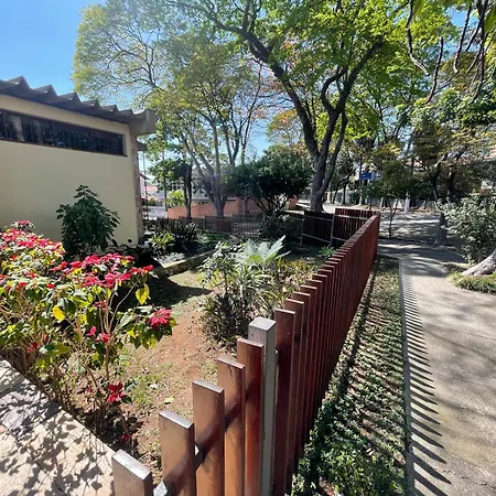 A Casa Que Hospeda-2