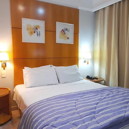 Flat IMPECAVEL - Moema proximo Shopping Ibirapuera-2