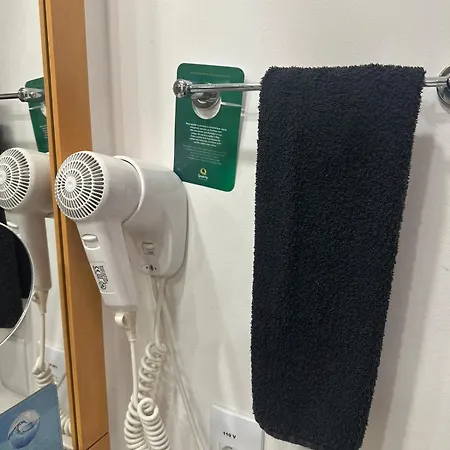 Apto Com Sacada E Piscina-2