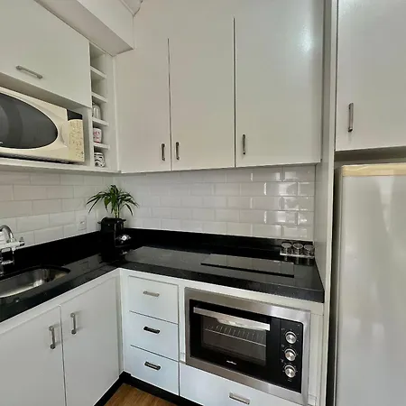Flat Reformado Internet 350Mb Limpeza Diaria Cozinha Uh809-2