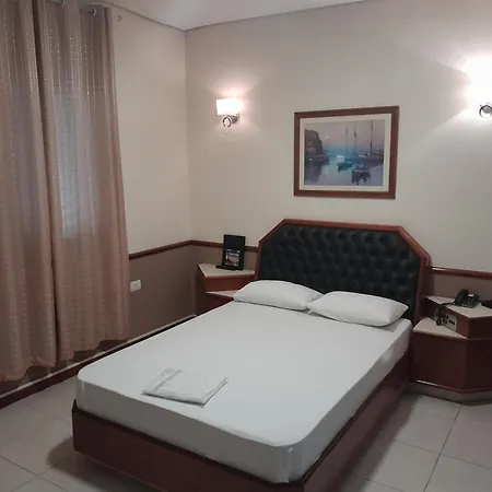 Hotel Paris-2